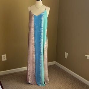 NWOT Peach Love California Tie-Dye Maxi Dress - Summer Wedding Small and Medium